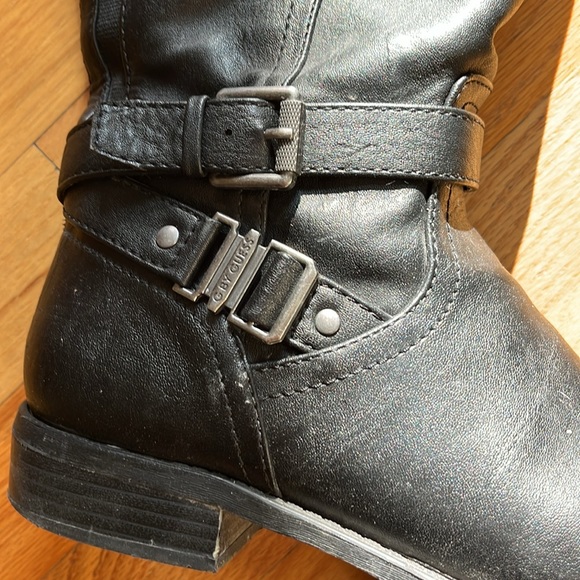 G by Guess black leather boots Sz 8.5 used worn Up to the knee height with heel - Picture 12 of 14